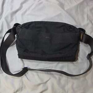 Bellroy Venture Sling 9L